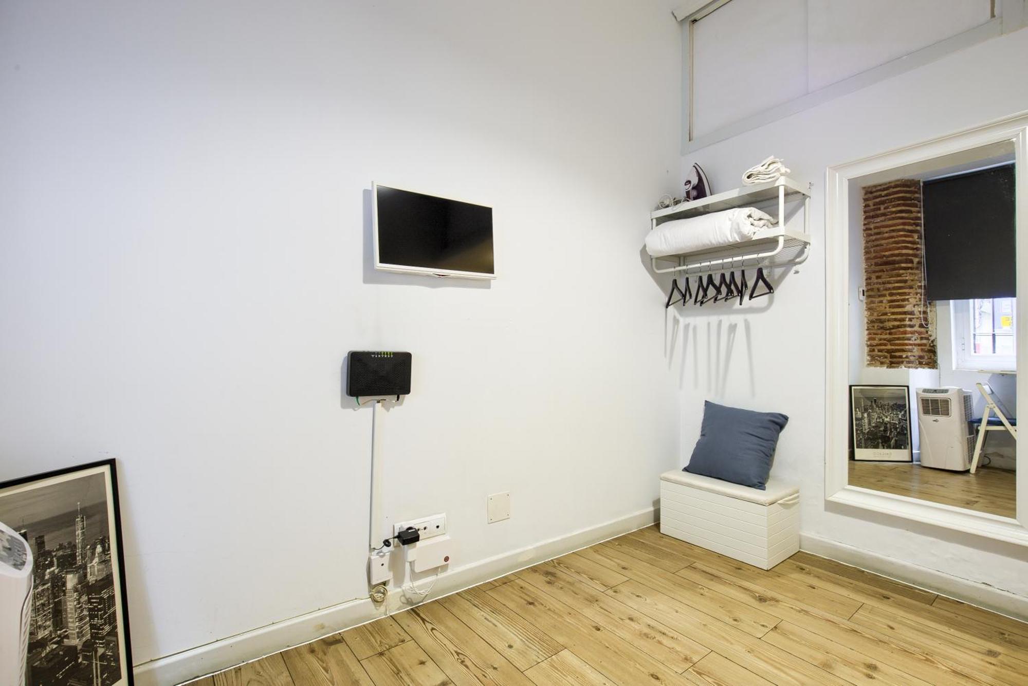 Intimo Estudio En Madrid, Centro, 2Pax, Wifi & Tv 외부 사진