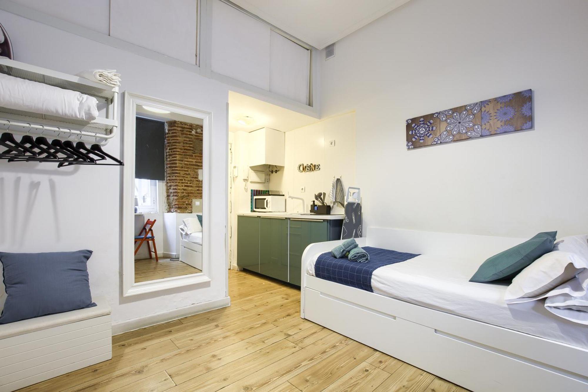 Intimo Estudio En Madrid, Centro, 2Pax, Wifi & Tv 외부 사진