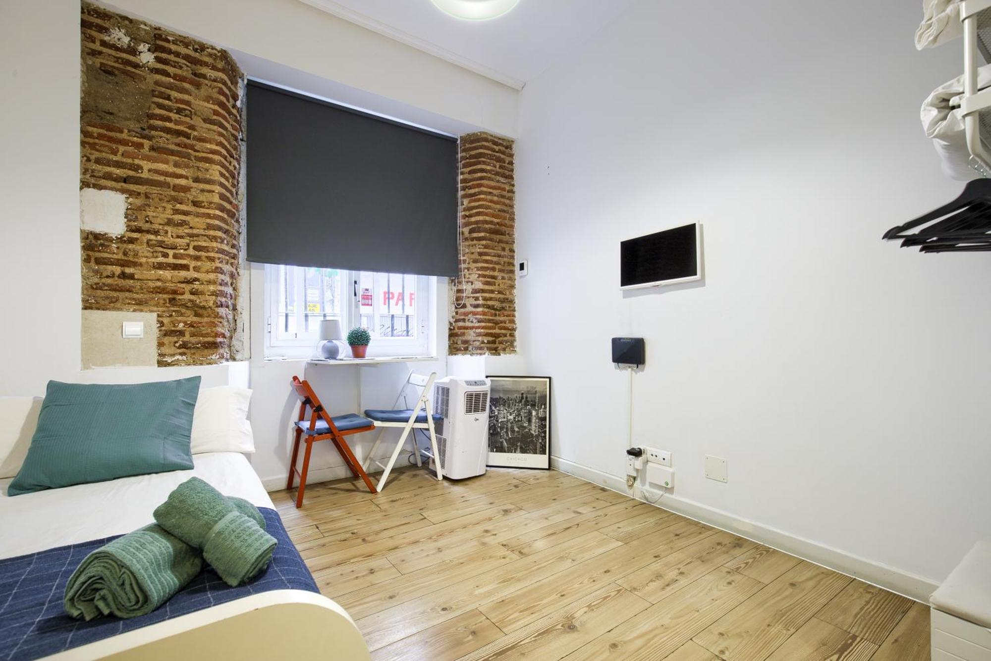 Intimo Estudio En Madrid, Centro, 2Pax, Wifi & Tv 외부 사진