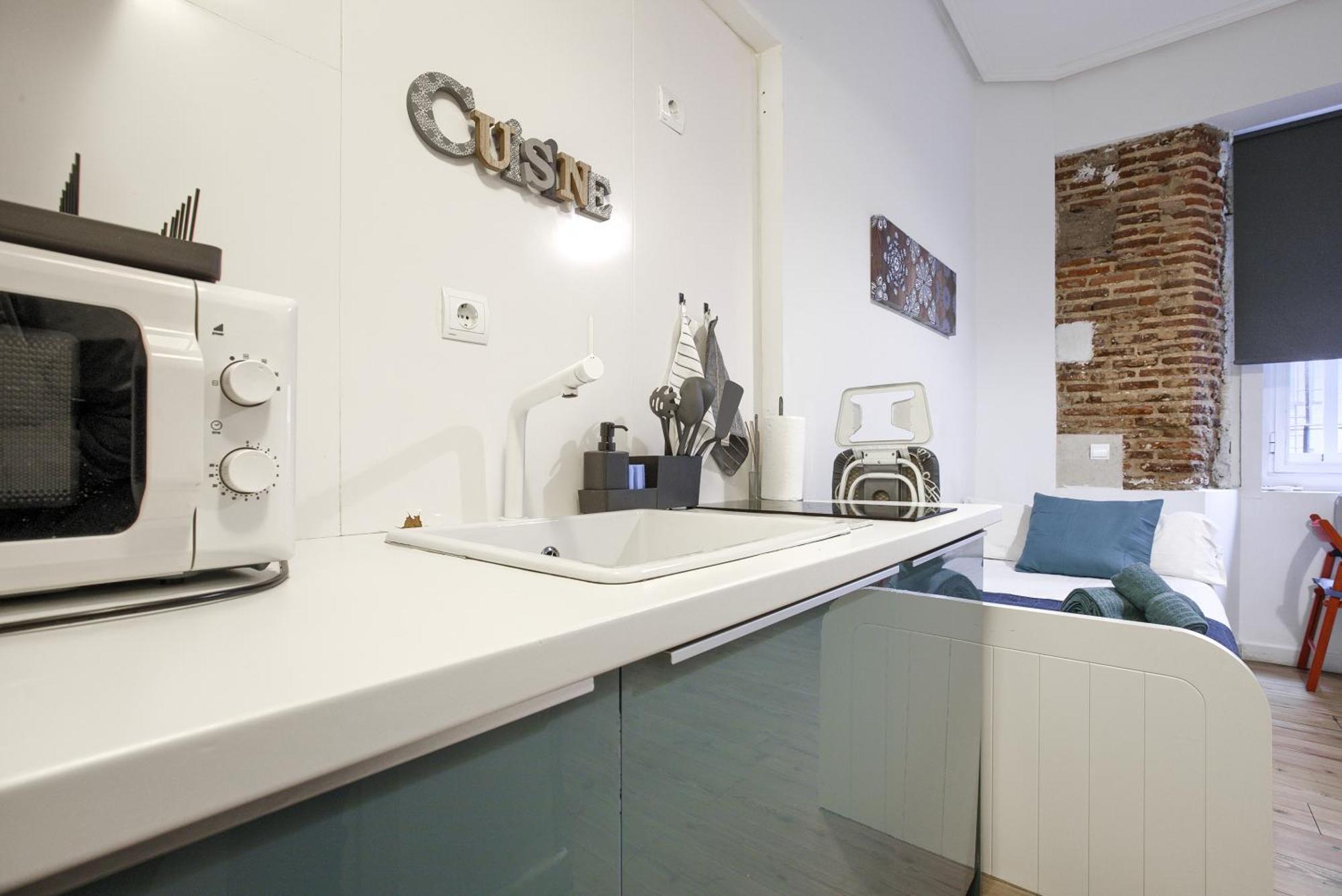 Intimo Estudio En Madrid, Centro, 2Pax, Wifi & Tv 외부 사진