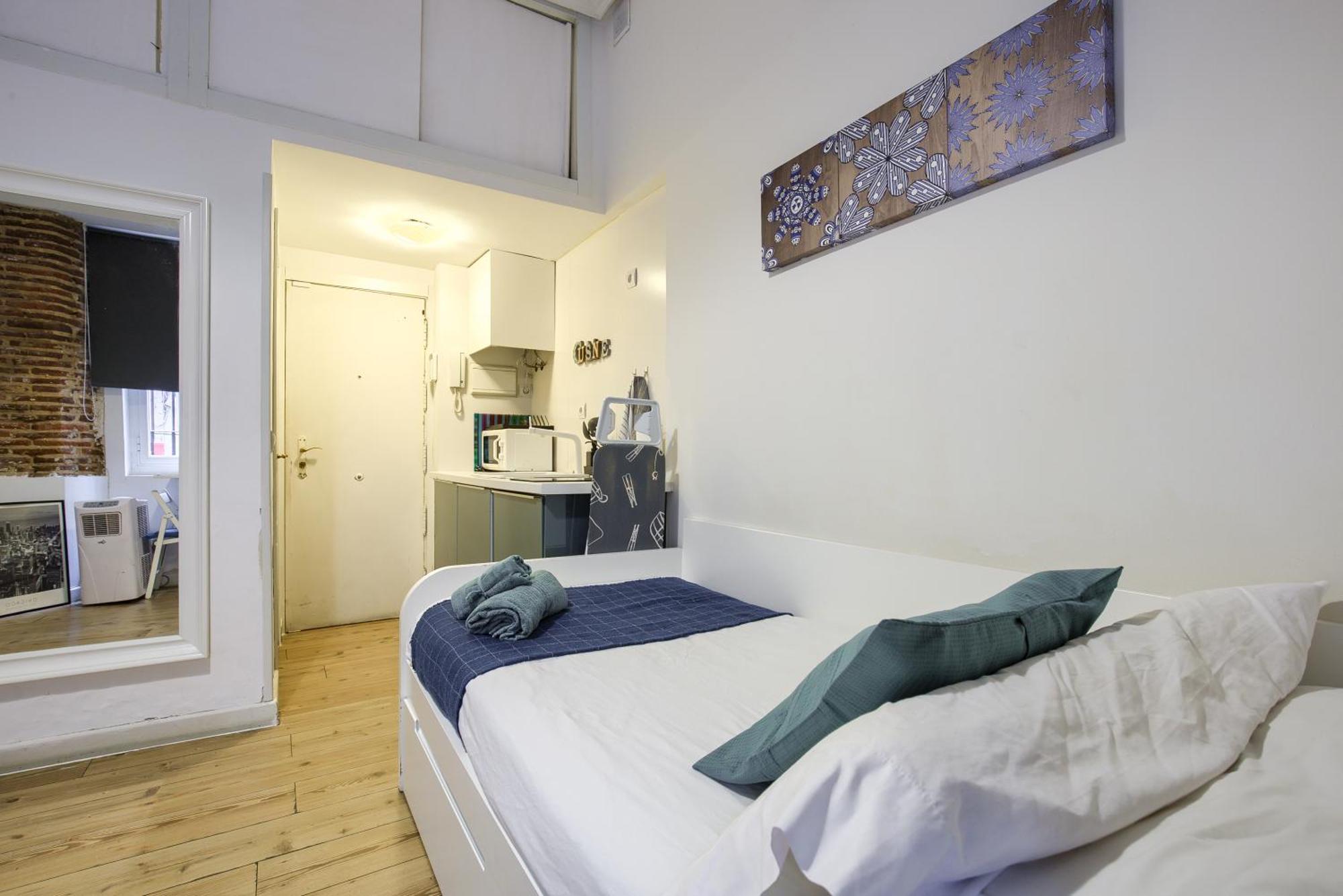Intimo Estudio En Madrid, Centro, 2Pax, Wifi & Tv 외부 사진